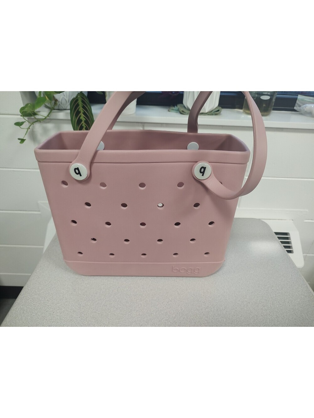 Bitty Bogg Bag Tote in Blush Pink - Excellent Used Condition with Clear Pouch